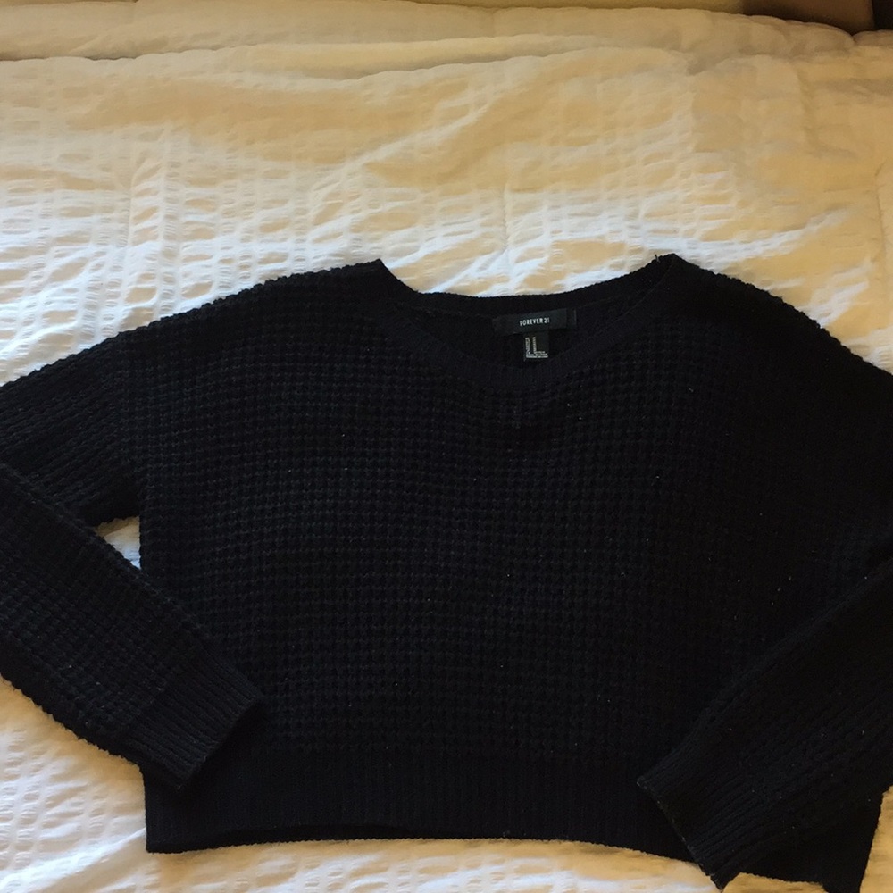 Black cropped knit sweater‼️